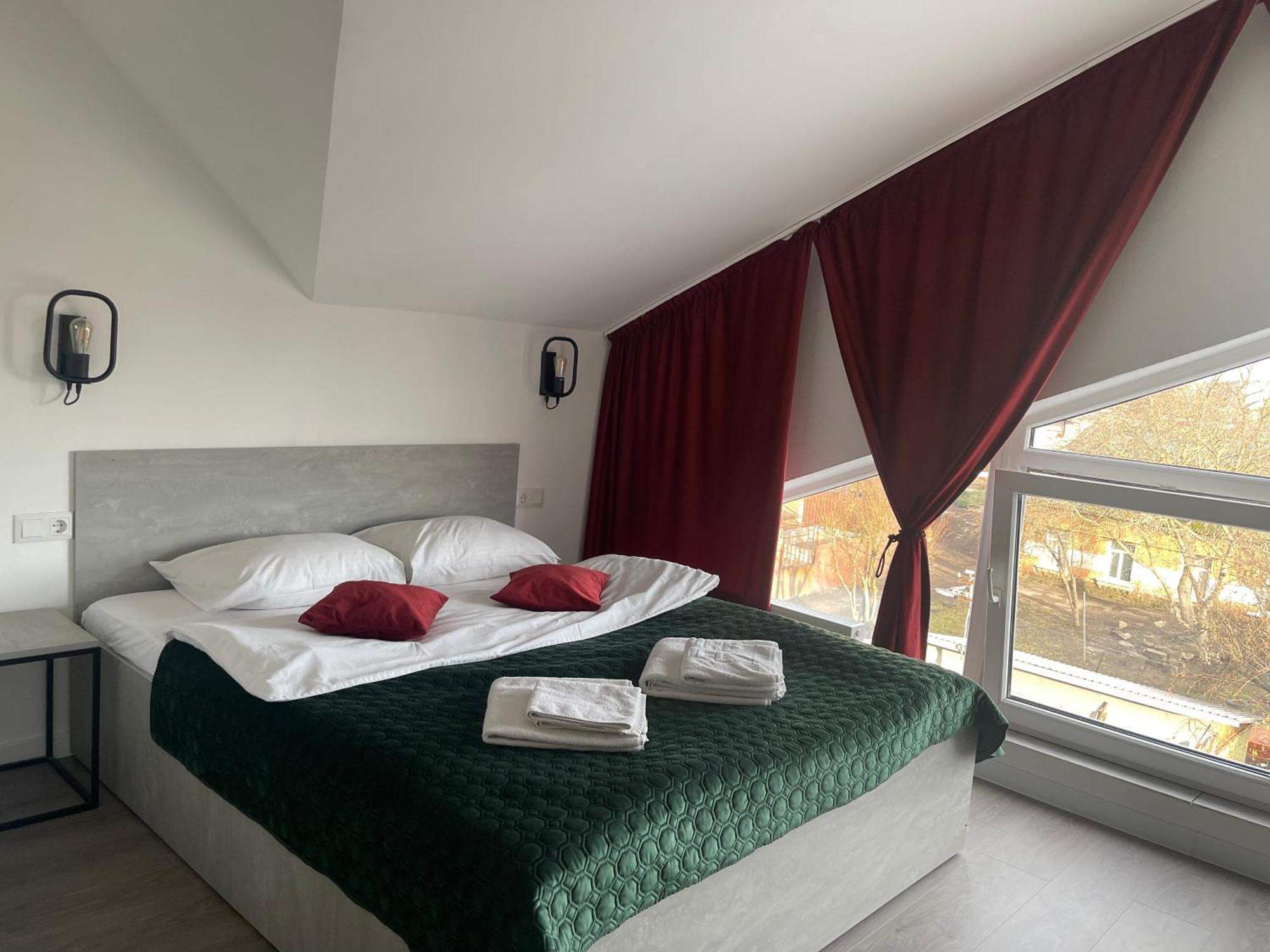 Hotel Femina Zhytomyr Dış mekan fotoğraf