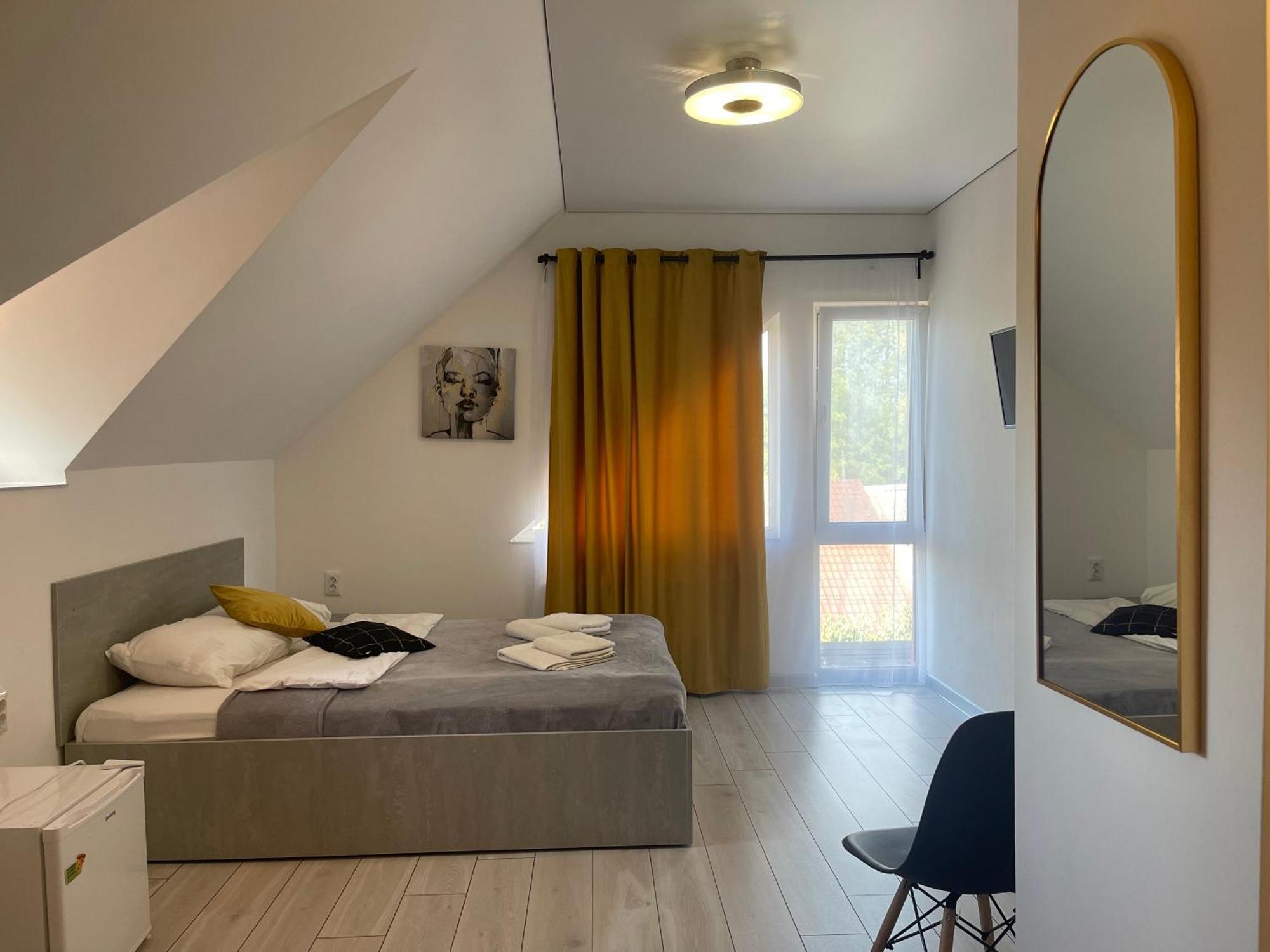 Hotel Femina Zhytomyr Dış mekan fotoğraf