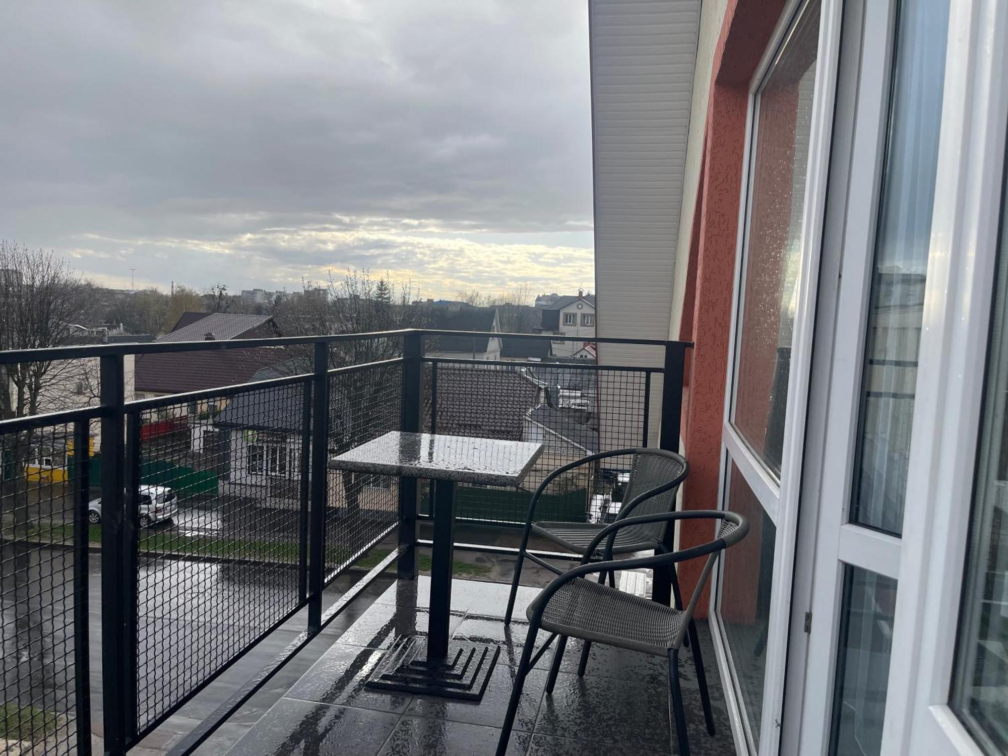 Hotel Femina Zhytomyr Dış mekan fotoğraf