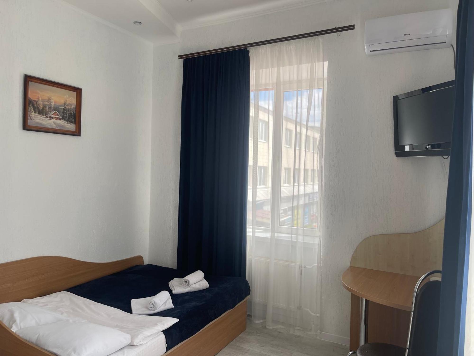 Hotel Femina Zhytomyr Dış mekan fotoğraf